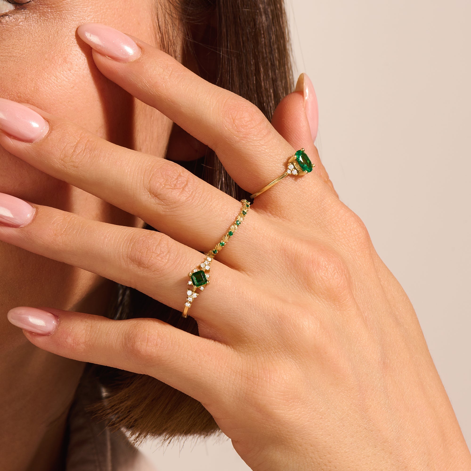 Sparkle Square Emerald Promise Ring in Gold